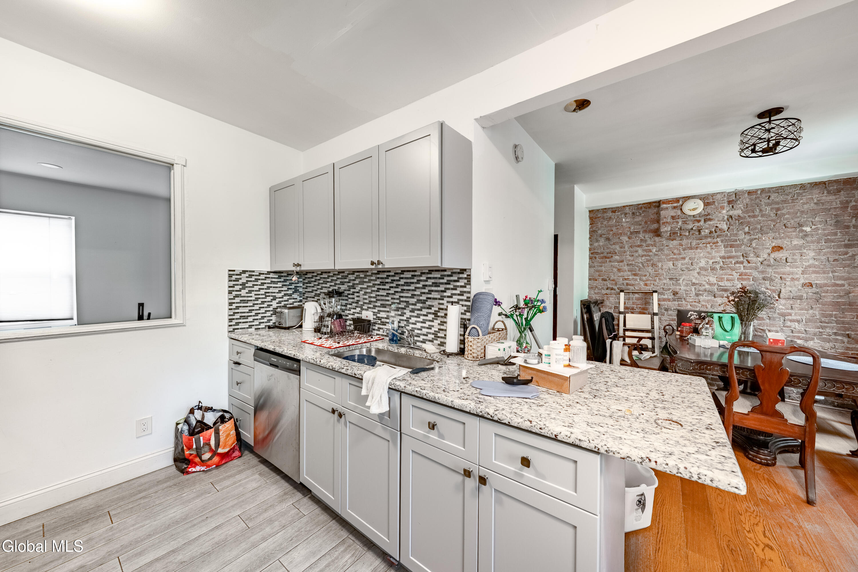 177 Lancaster Street Albany NY 12210