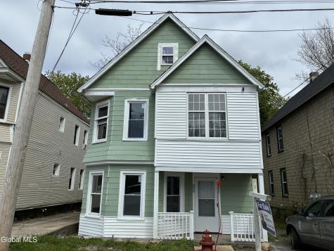 609 Bluff Avenue Schenectady NY 12303