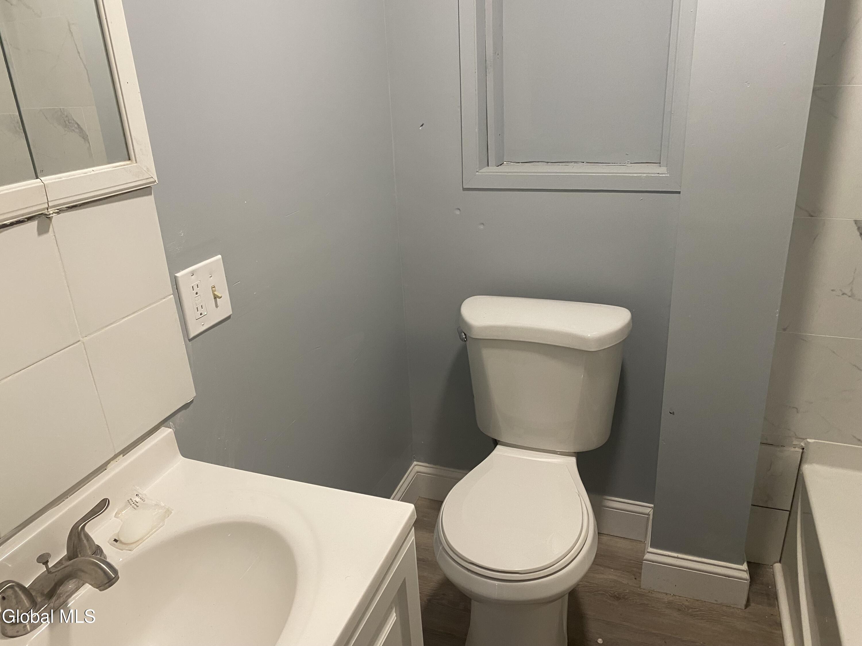 609 Bluff Avenue Schenectady NY 12303