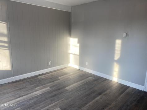 609 Bluff Avenue Schenectady NY 12303