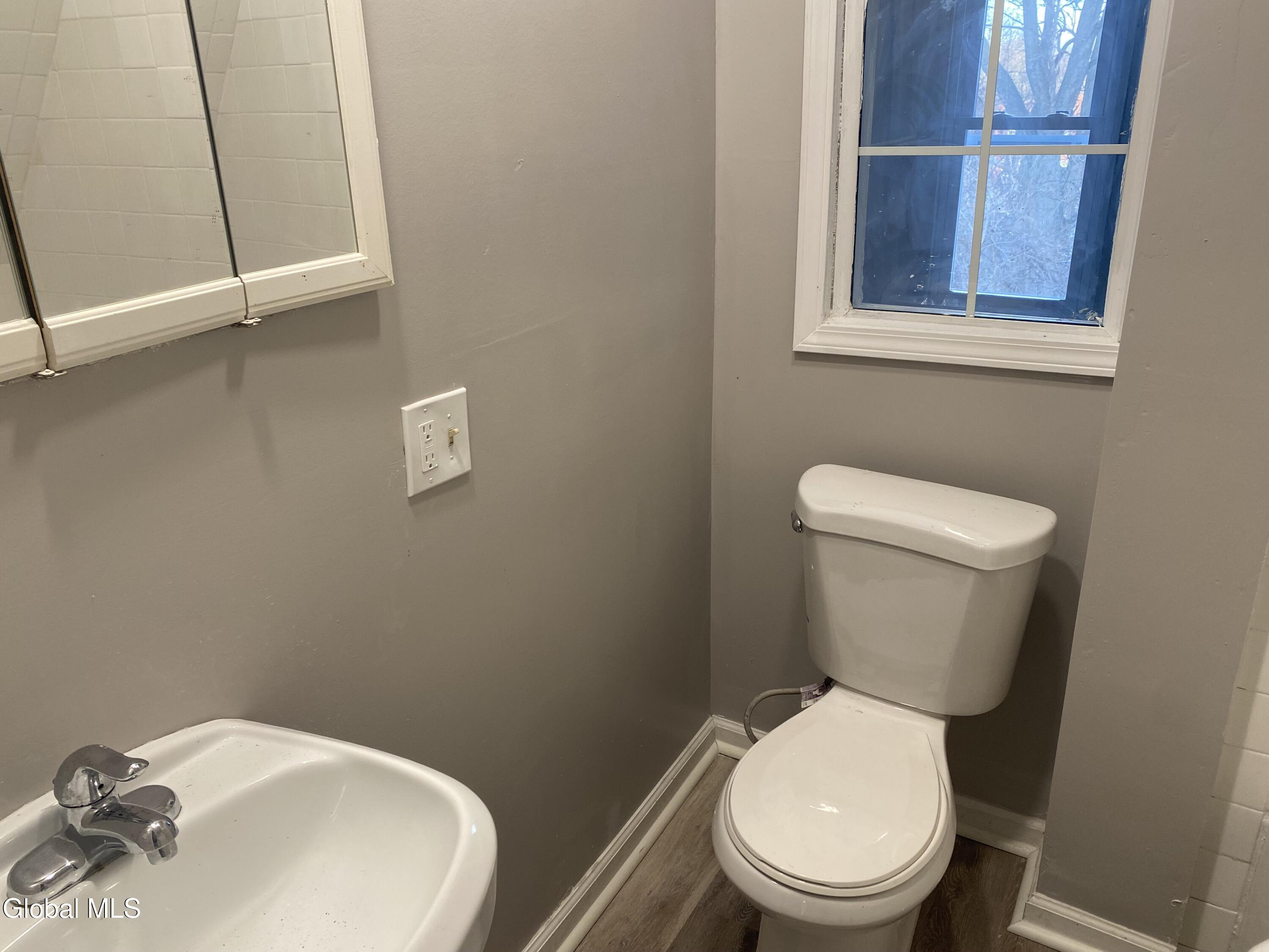 609 Bluff Avenue Schenectady NY 12303