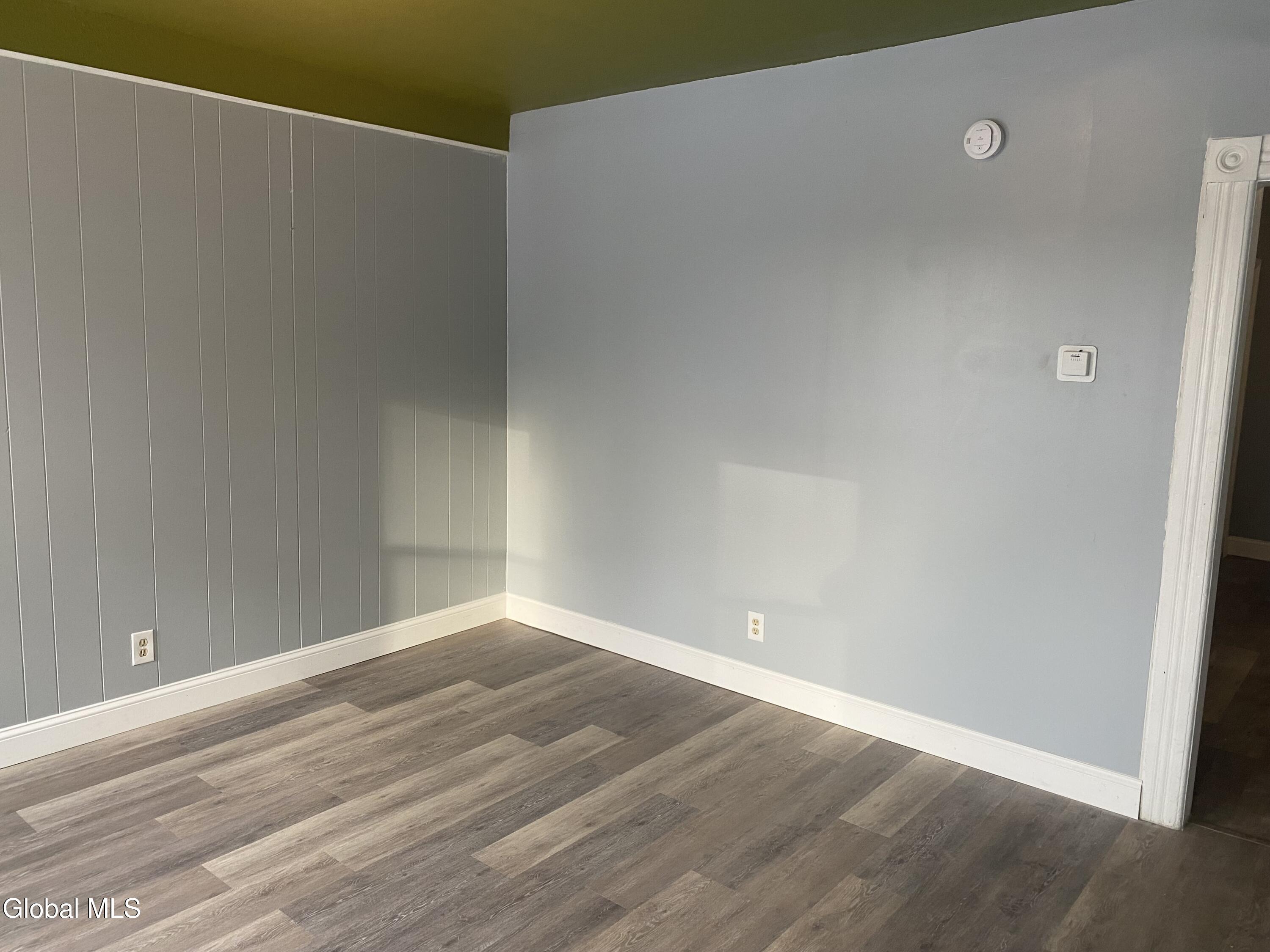 609 Bluff Avenue Schenectady NY 12303