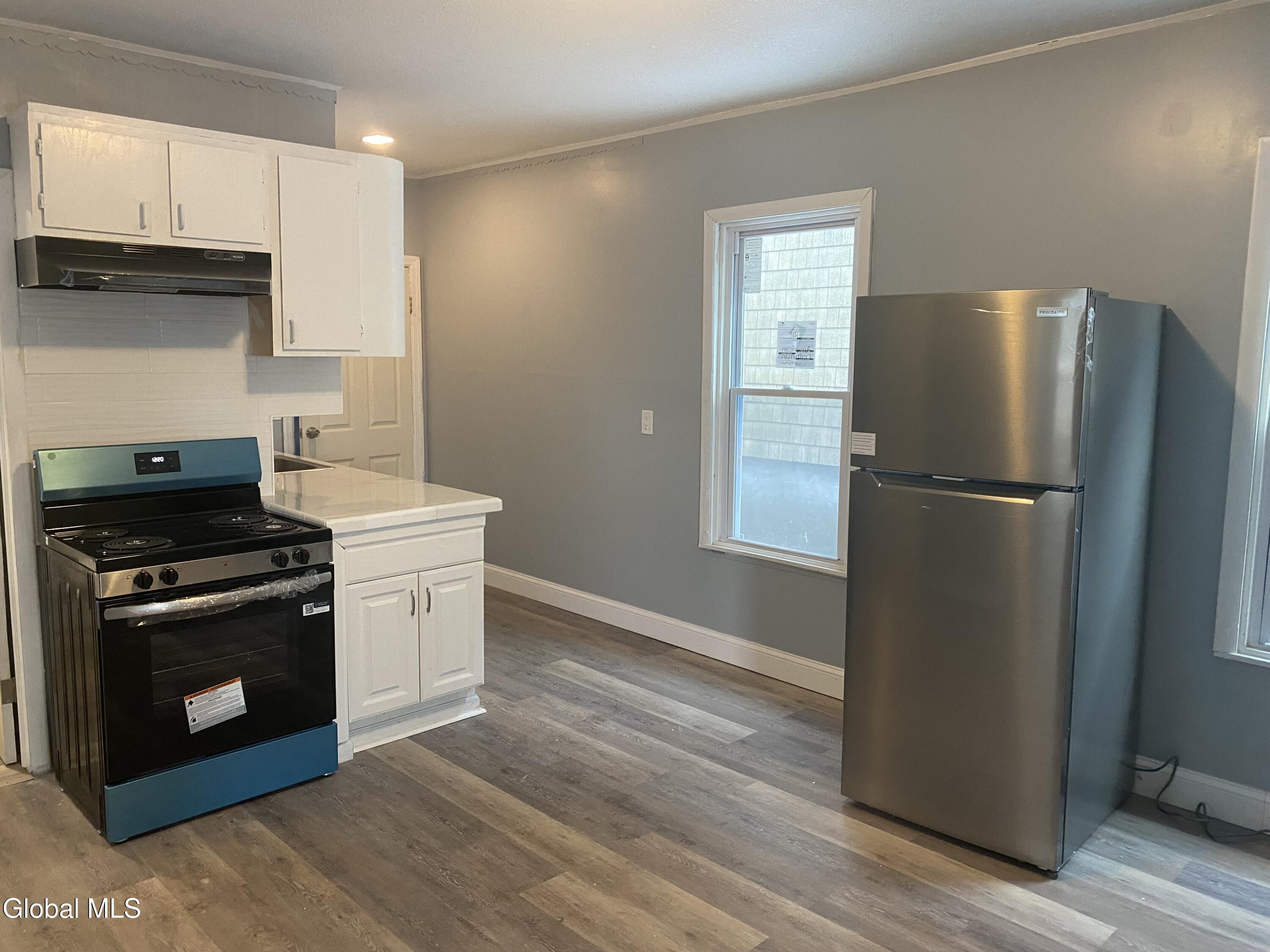 609 Bluff Avenue Schenectady NY 12303