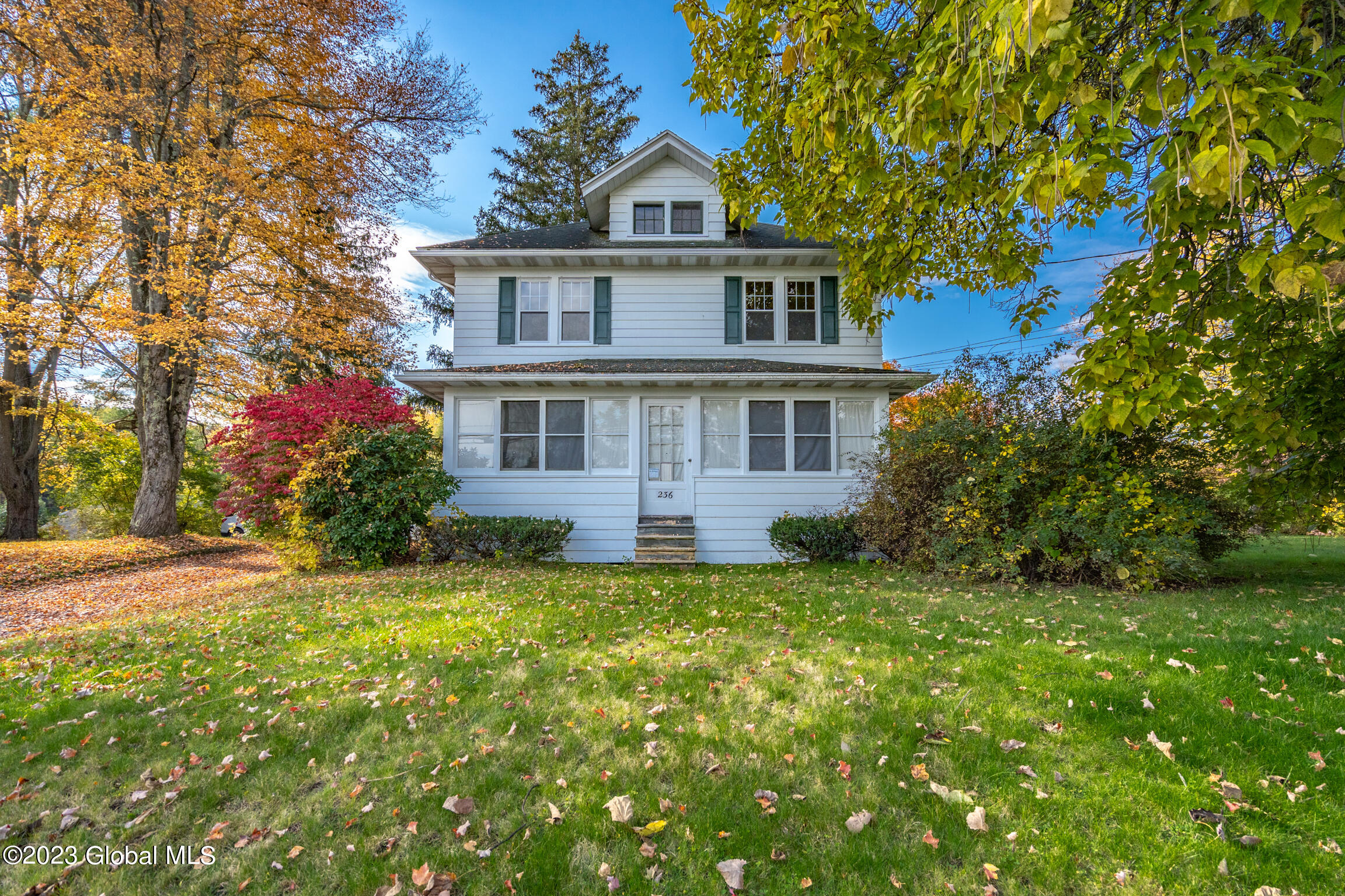 236 Glenmont Road Glenmont NY 12077