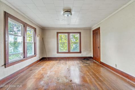 236 Glenmont Road Glenmont NY 12077