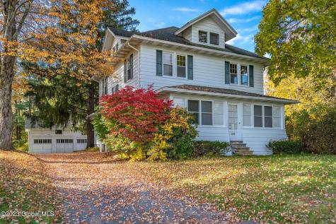 236 Glenmont Road Glenmont NY 12077