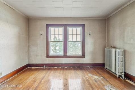 236 Glenmont Road Glenmont NY 12077