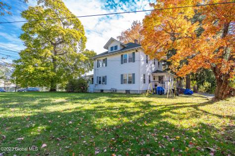 236 Glenmont Road Glenmont NY 12077