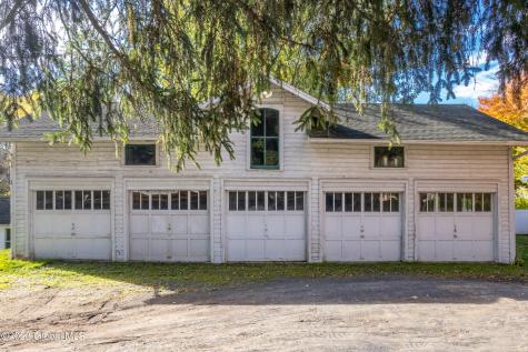 236 Glenmont Road Glenmont NY 12077