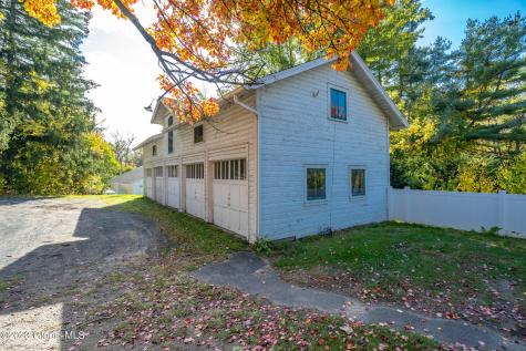 236 Glenmont Road Glenmont NY 12077