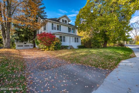 236 Glenmont Road Glenmont NY 12077