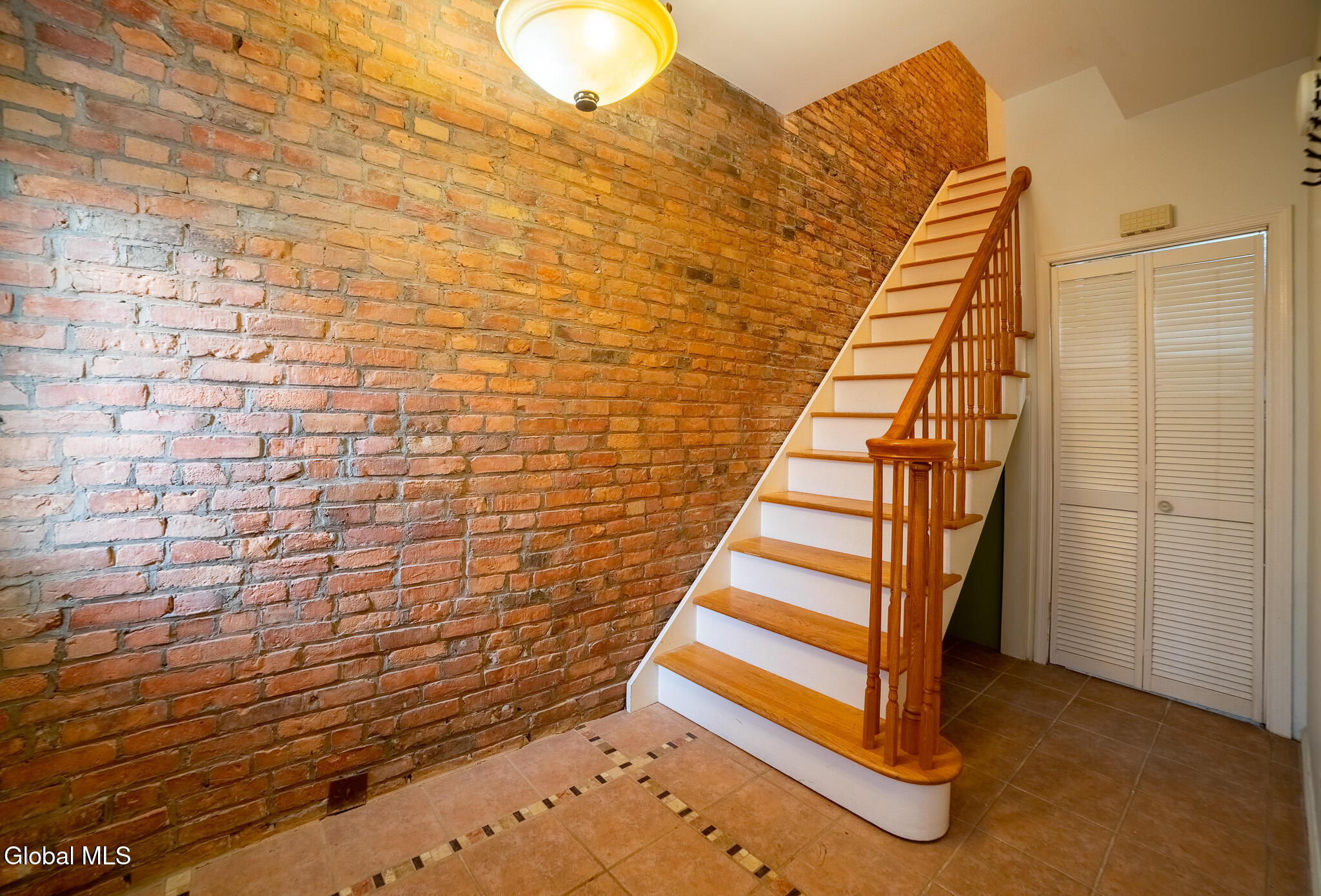 339 Hamilton Street Albany NY 12210