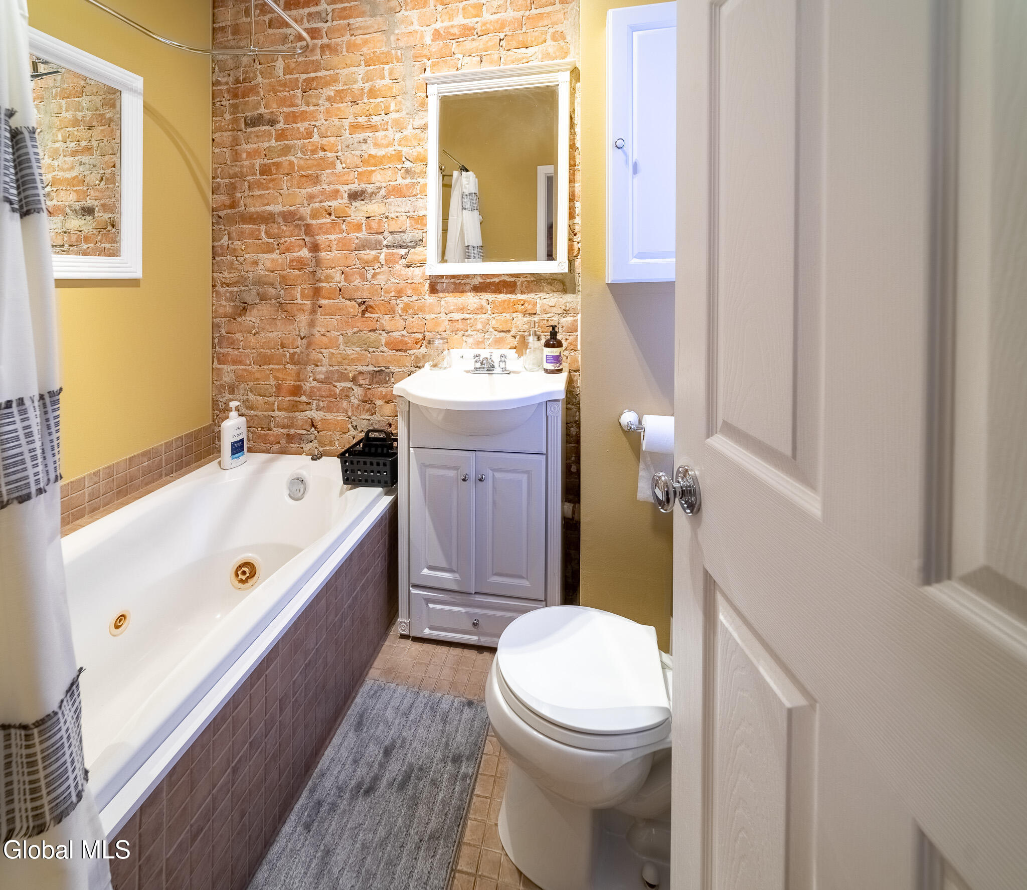 339 Hamilton Street Albany NY 12210