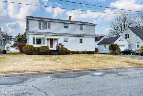 34 Cochrane Avenue Amsterdam NY 12010