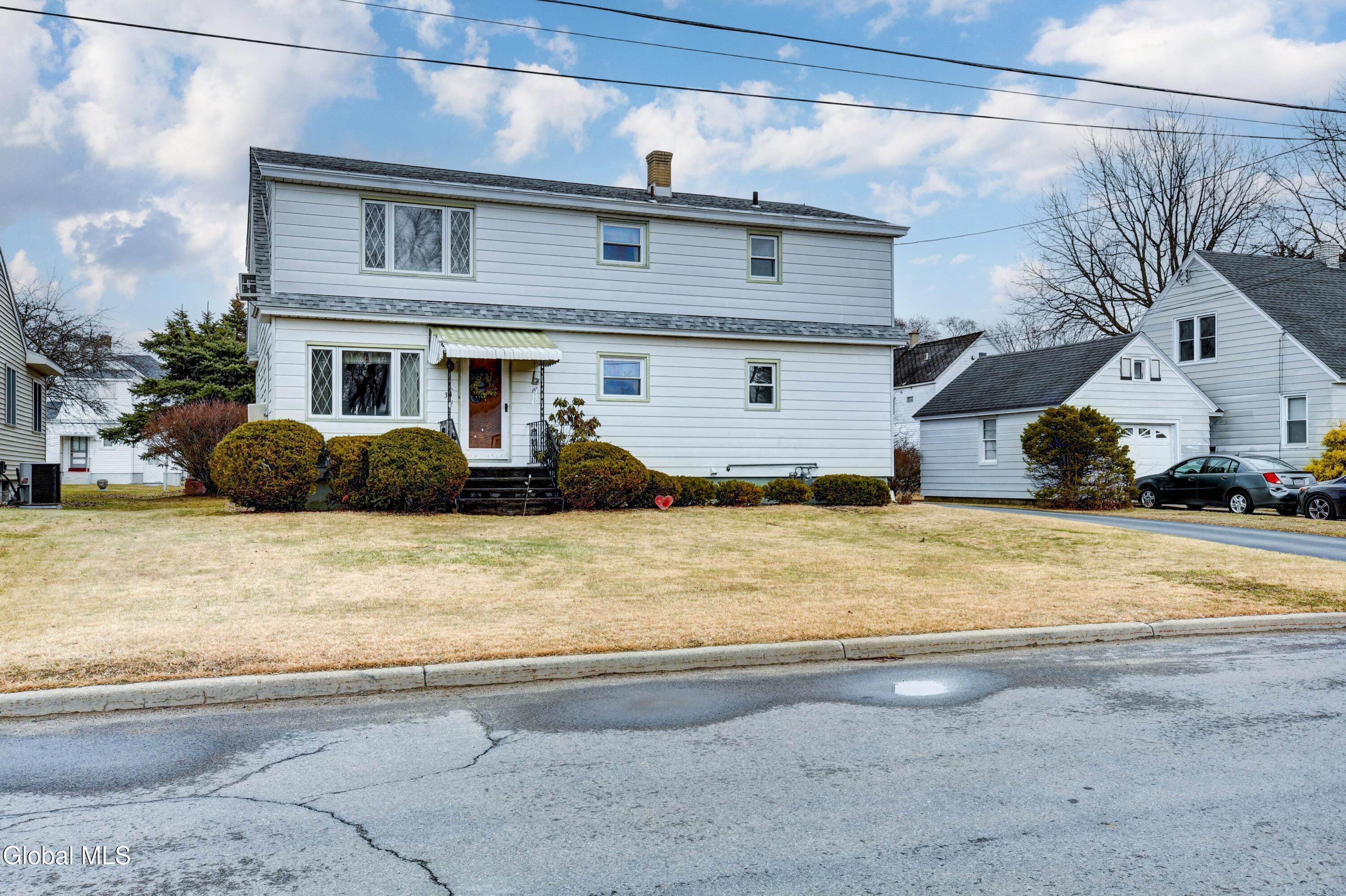 34 Cochrane Avenue Amsterdam NY 12010