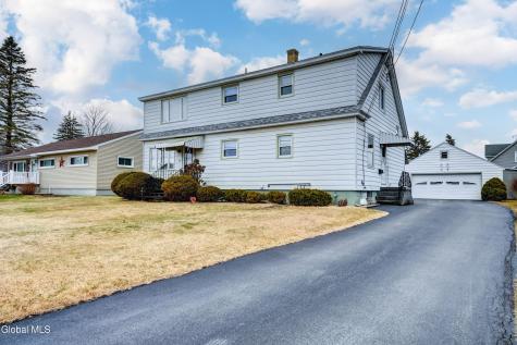 34 Cochrane Avenue Amsterdam NY 12010