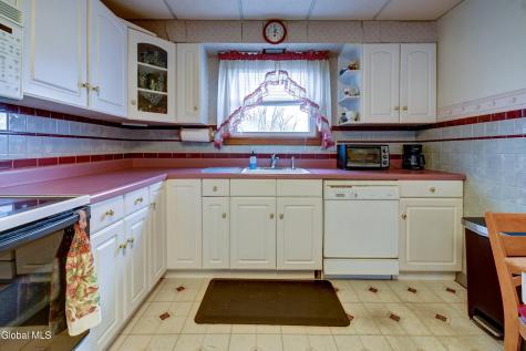 34 Cochrane Avenue Amsterdam NY 12010