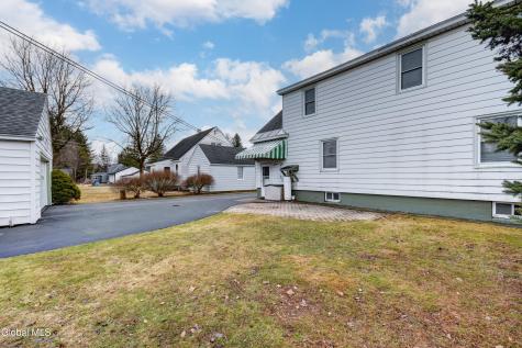 34 Cochrane Avenue Amsterdam NY 12010