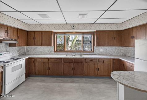 270 4th Avenue Troy NY 12182