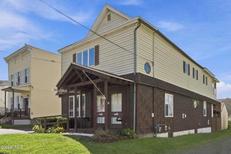26 Charles Street Waterford NY 12188