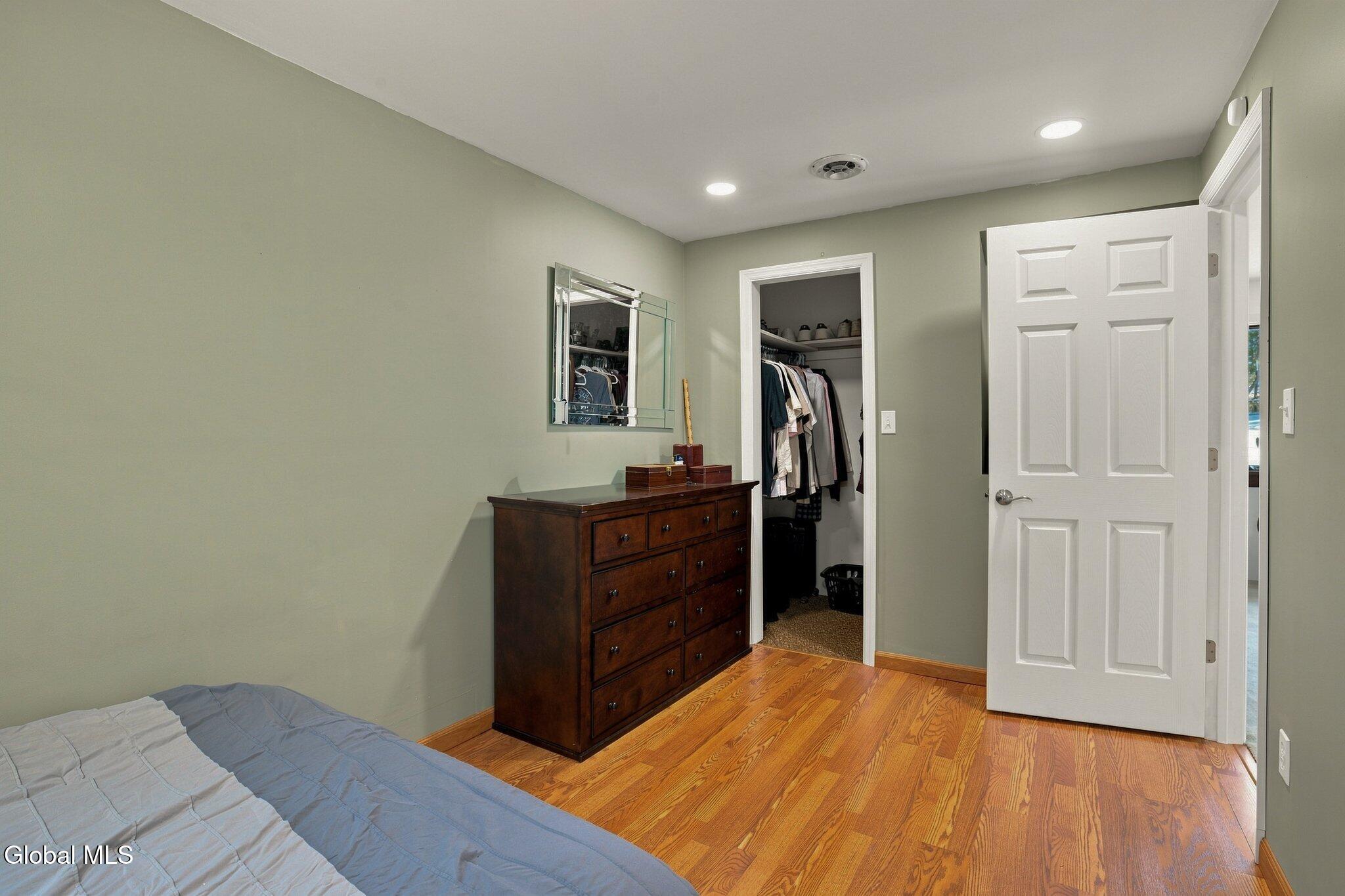 26 Charles Street Waterford NY 12188