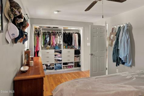 26 Charles Street Waterford NY 12188