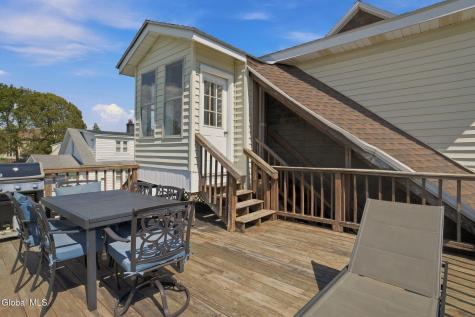 26 Charles Street Waterford NY 12188