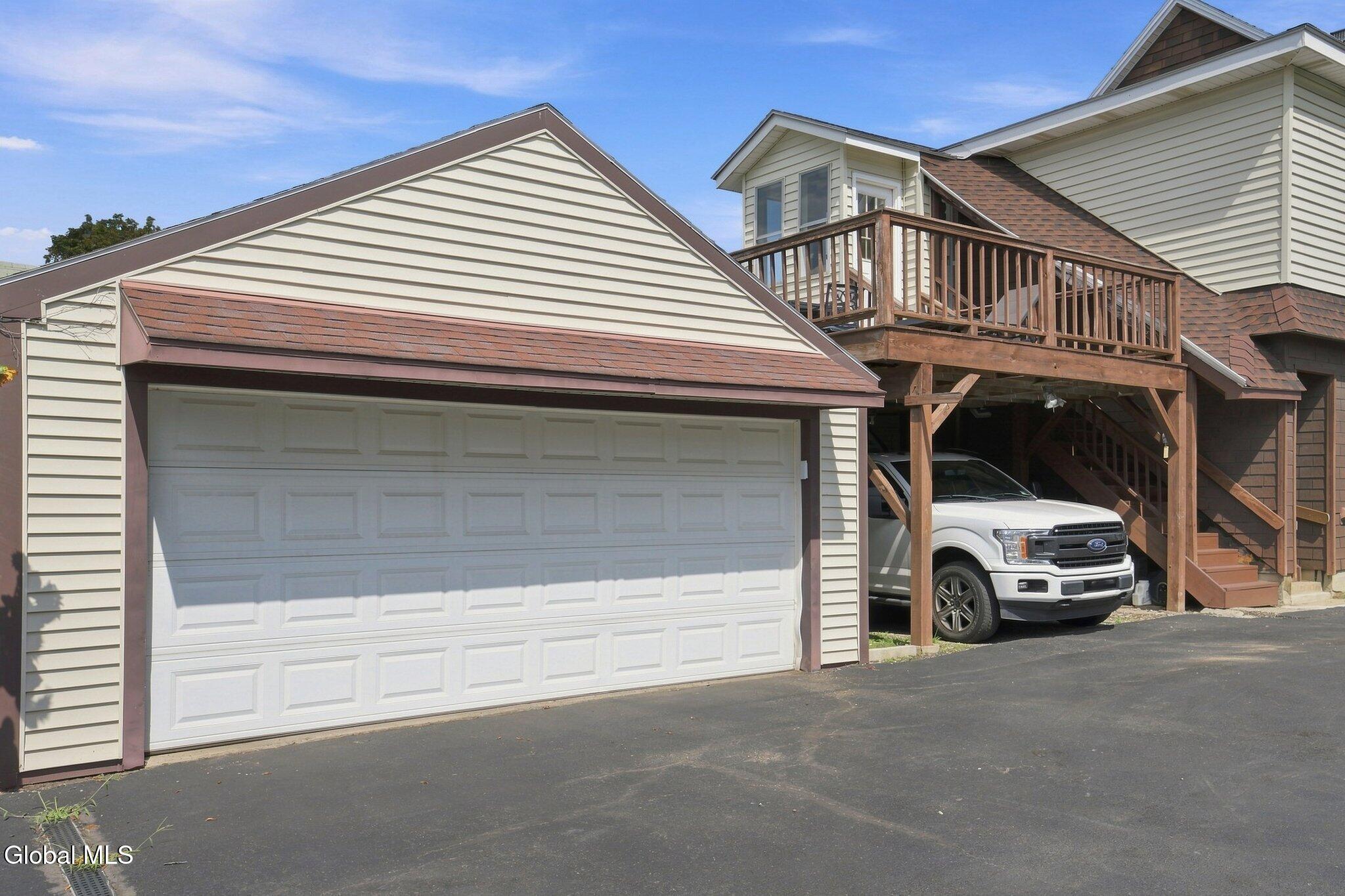 26 Charles Street Waterford NY 12188