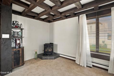 26 Charles Street Waterford NY 12188