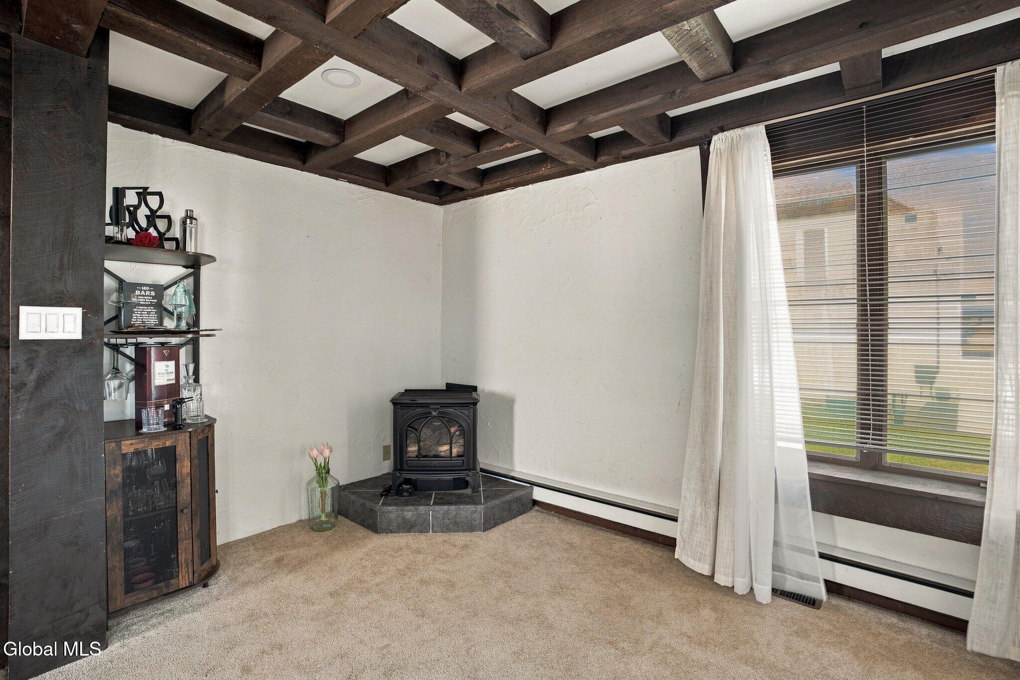 26 Charles Street Waterford NY 12188