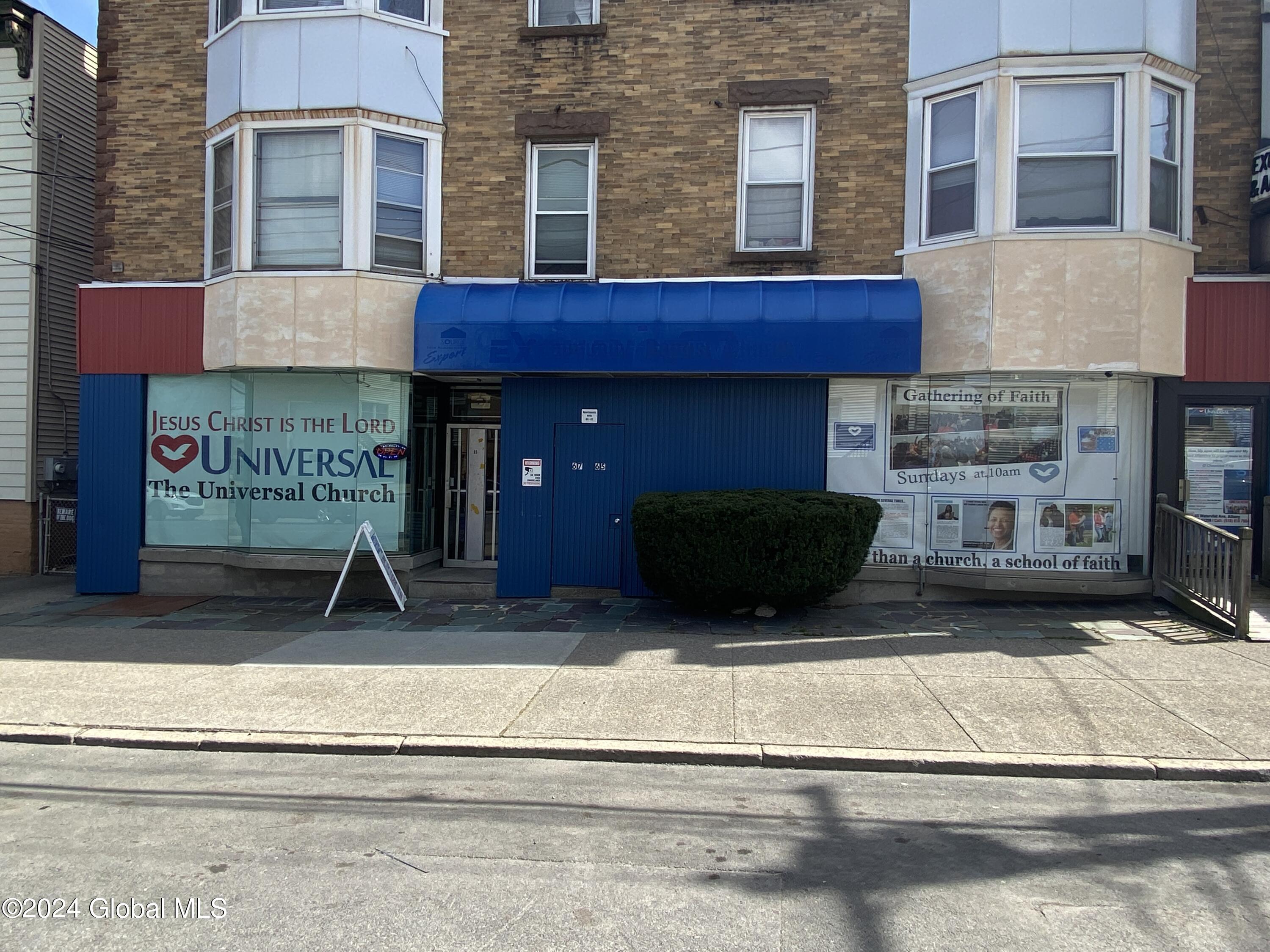 65 Watervliet Avenue Albany NY 12206