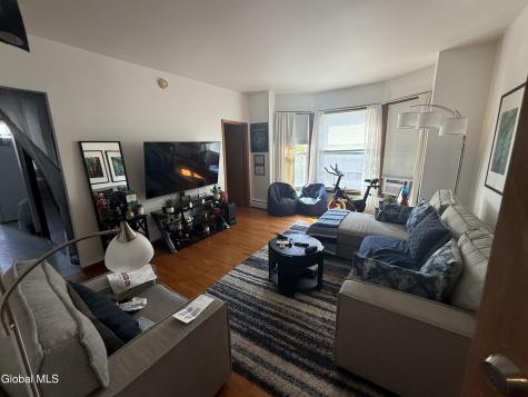 65 Watervliet Avenue Albany NY 12206