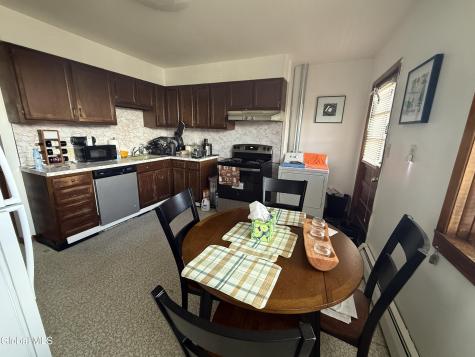 65 Watervliet Avenue Albany NY 12206