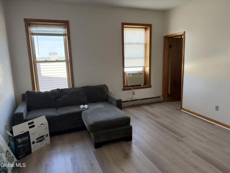 65 Watervliet Avenue Albany NY 12206