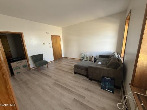 65 Watervliet Avenue Albany NY 12206
