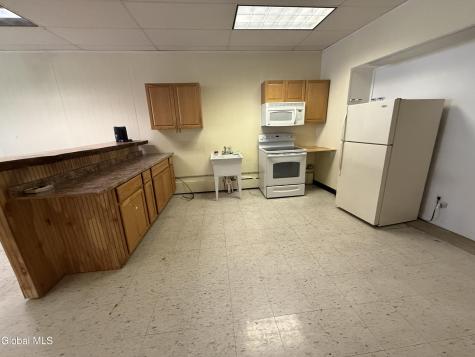 65 Watervliet Avenue Albany NY 12206