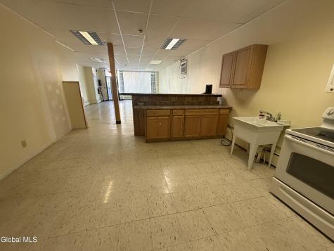 65 Watervliet Avenue Albany NY 12206