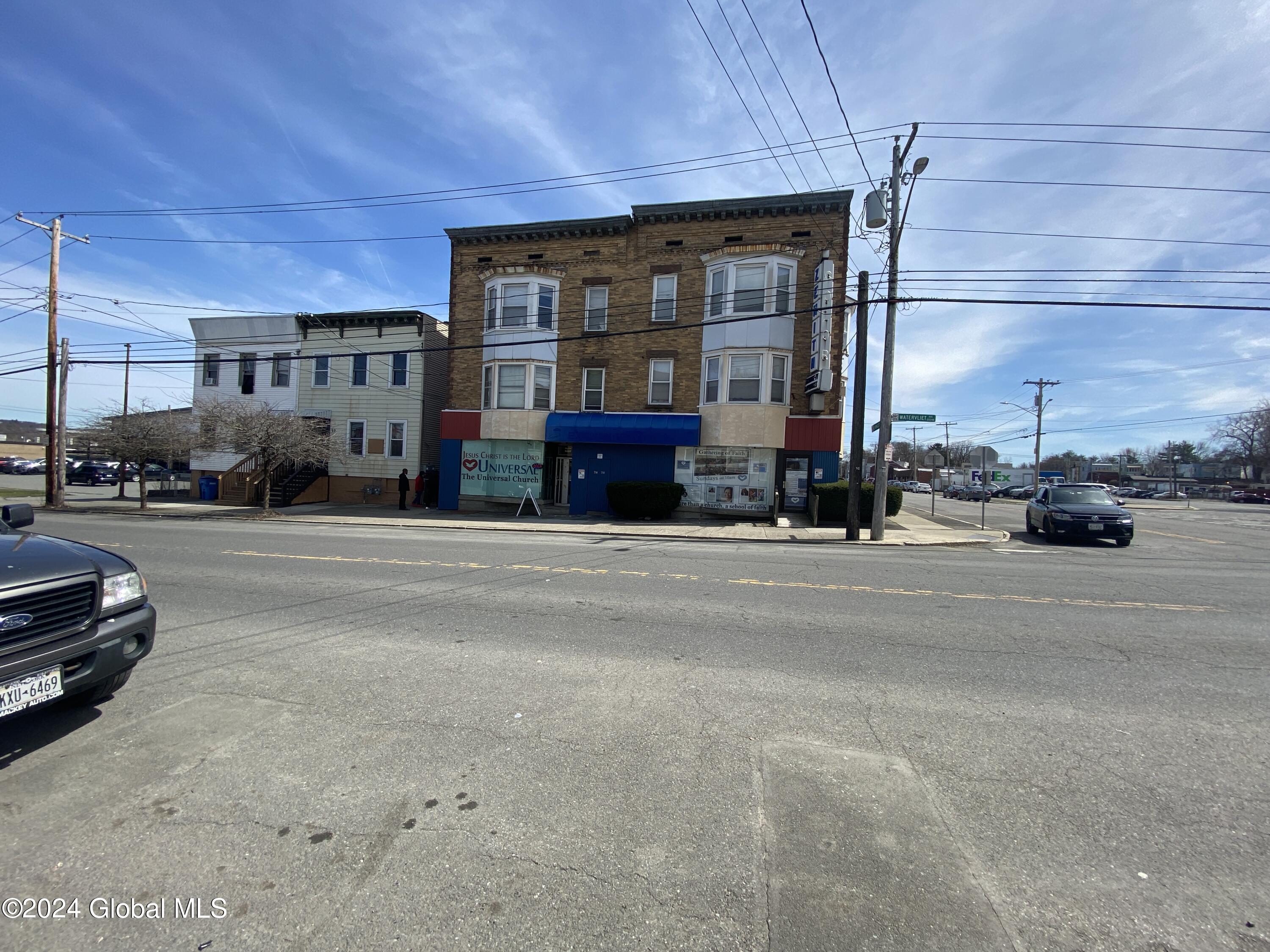 65 Watervliet Avenue Albany NY 12206