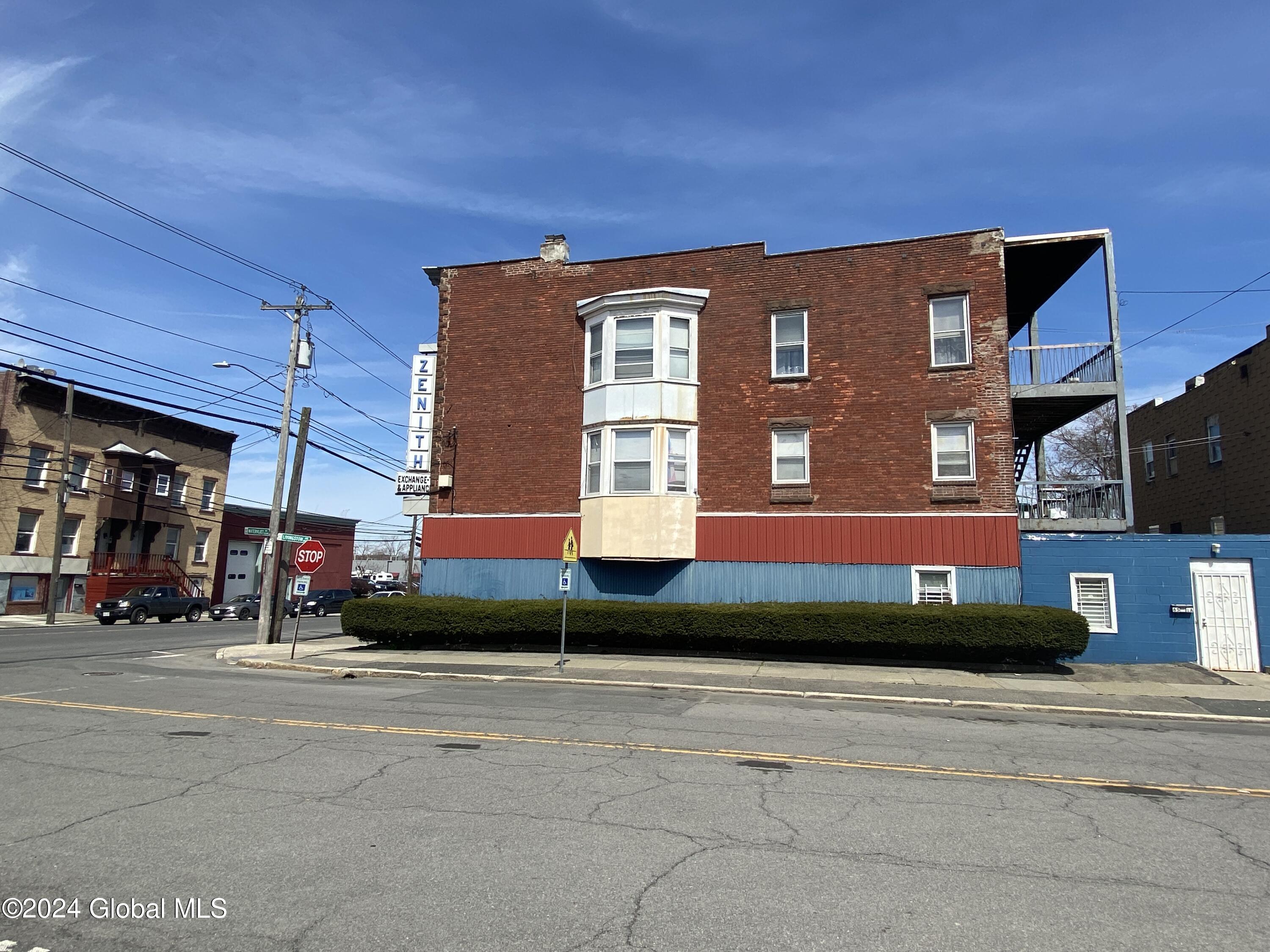 65 Watervliet Avenue Albany NY 12206