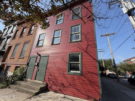 372 Madison Avenue Albany NY 12210