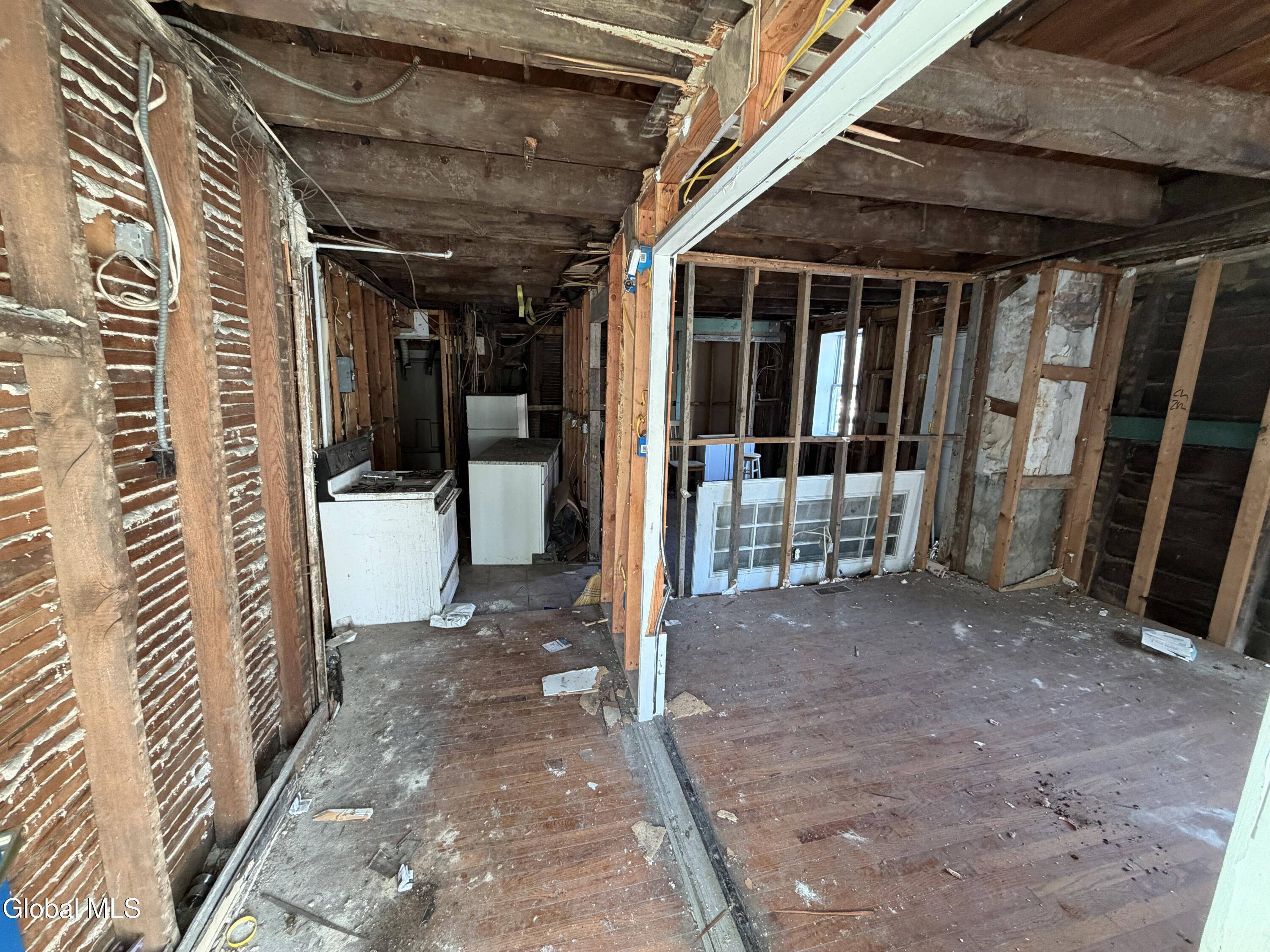 372 Madison Avenue Albany NY 12210