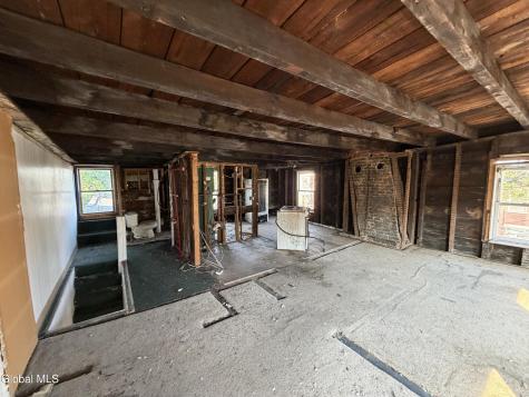 372 Madison Avenue Albany NY 12210
