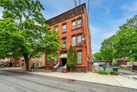 29 2nd Street Albany NY 12210
