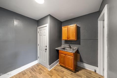 29 2nd Street Albany NY 12210