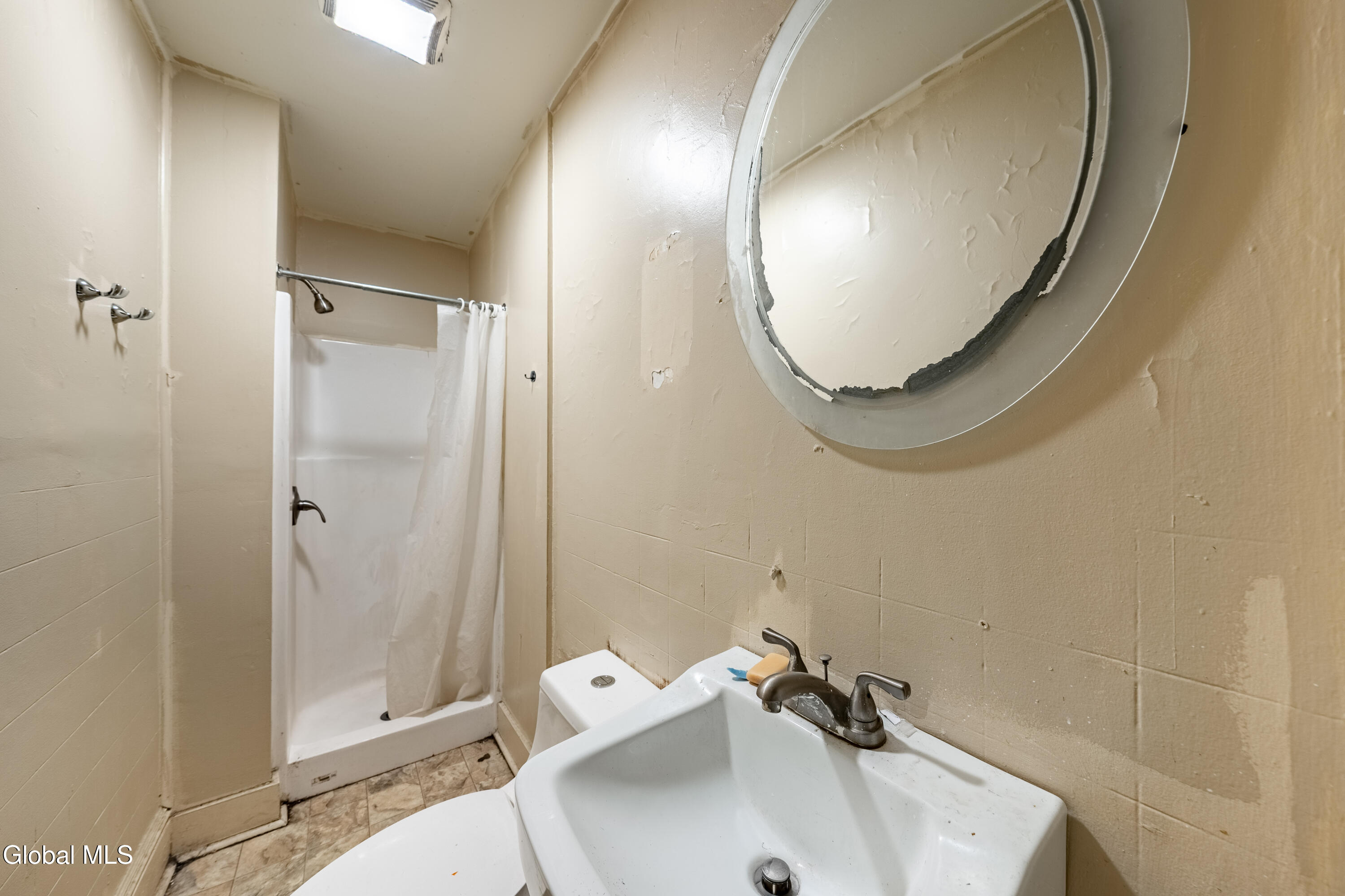 29 2nd Street Albany NY 12210