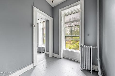 29 2nd Street Albany NY 12210