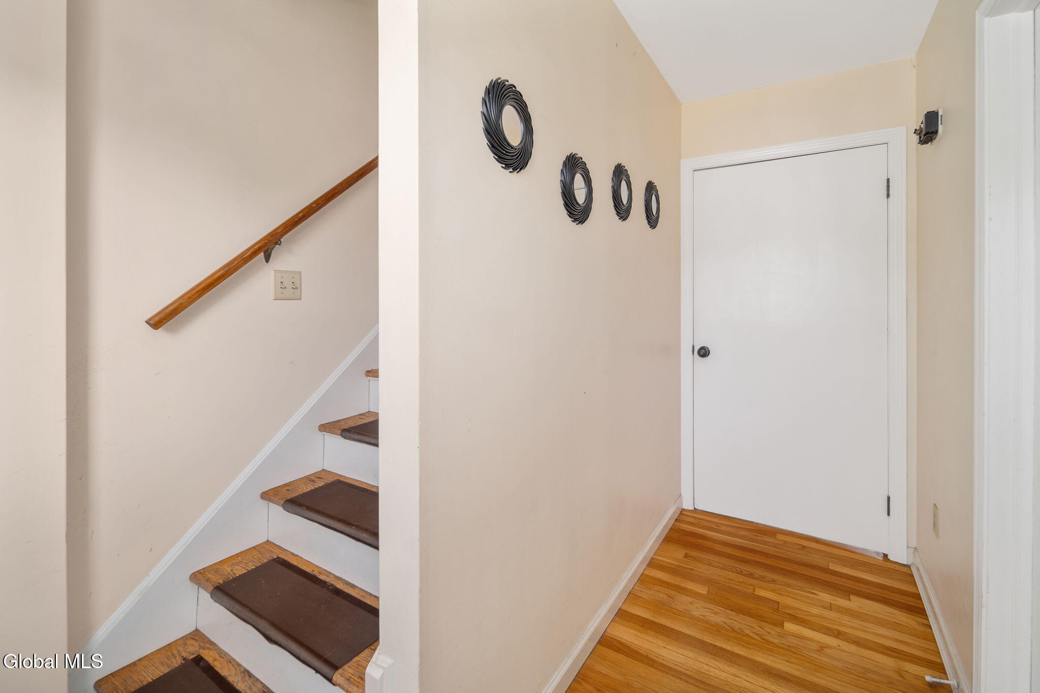 2 Sunset Road Rensselaer NY 12144