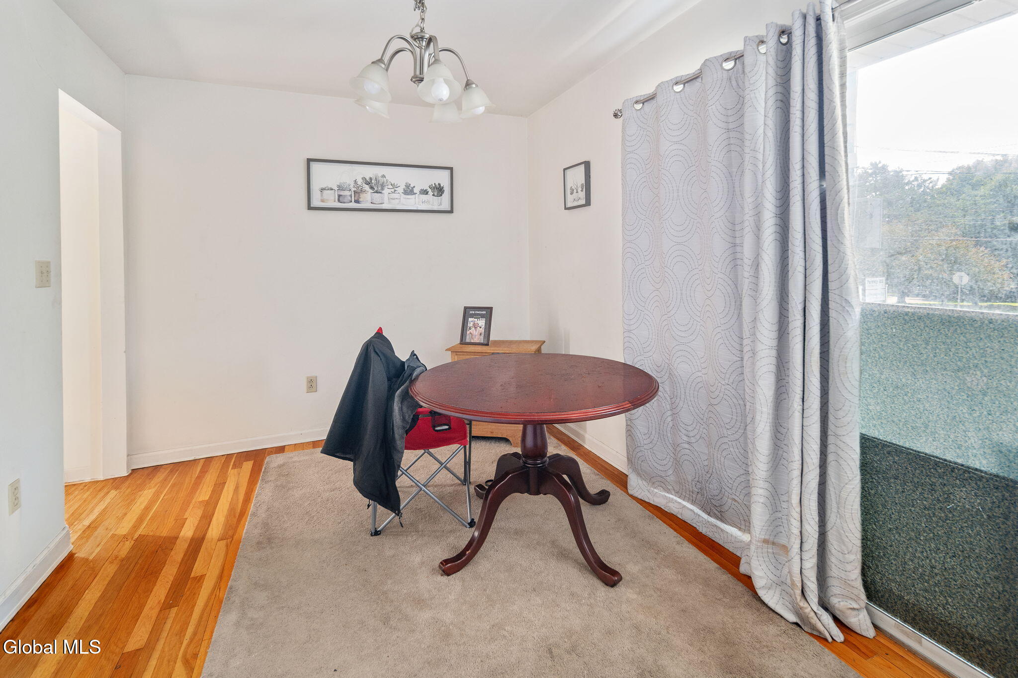 2 Sunset Road Rensselaer NY 12144