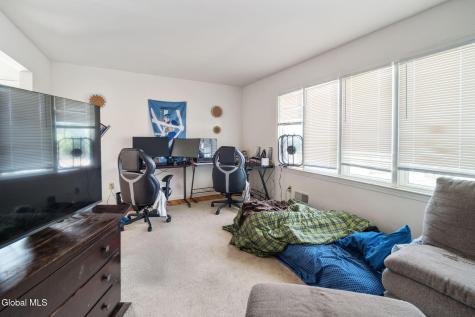 2 Sunset Road Rensselaer NY 12144