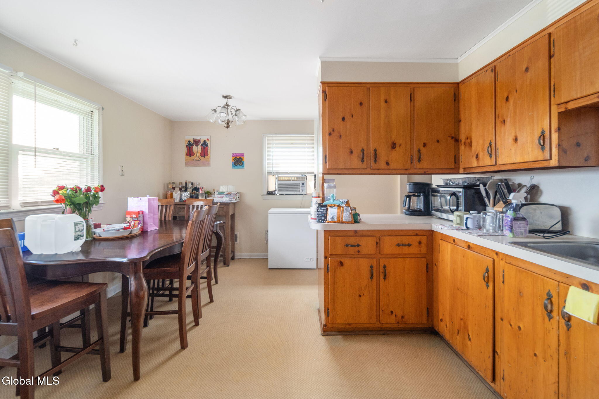 2 Sunset Road Rensselaer NY 12144